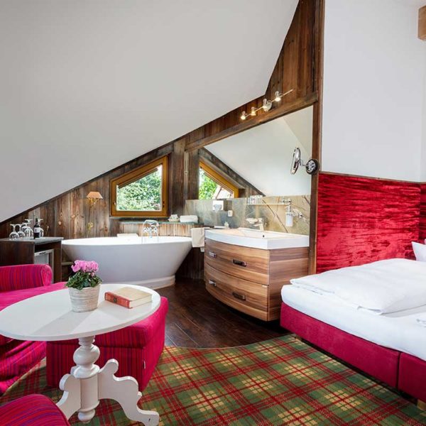 Offenes Bad im Wellnesszimmer Superior